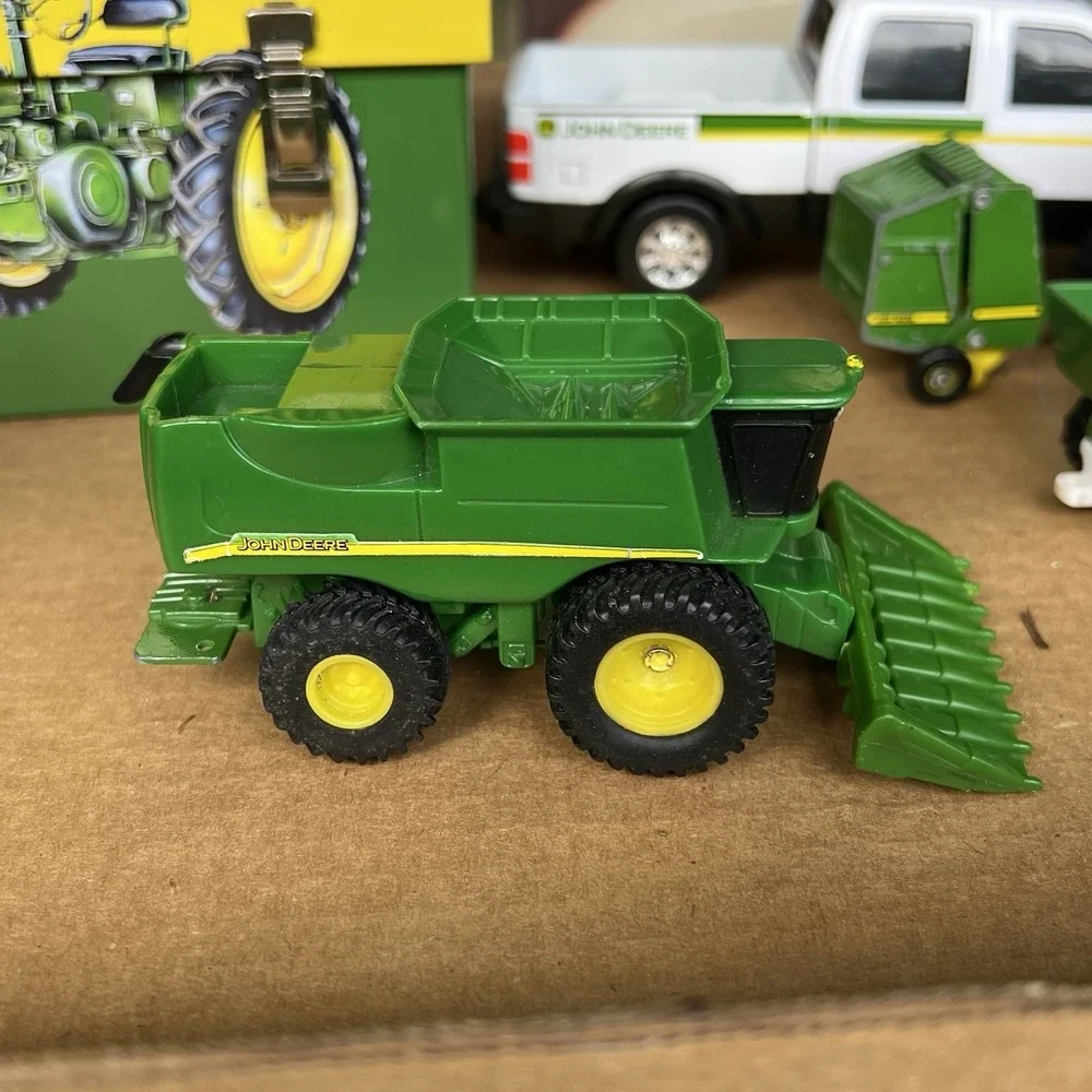 John Deere Tractors ERTL Toys Lunch Box Sign Combine‎ Tractor Truck - Lot of 13